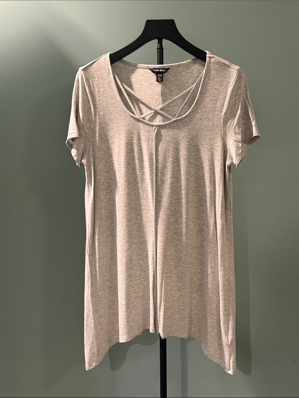 Terre Bleue Light Gray Crisscross Short-Sleeve Tee